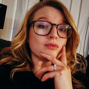 Meet your Posher, Kylee